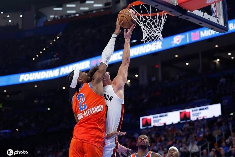 亚历山大29+8维金斯23+5 雷霆扑灭热火三连胜 亚历山大29+8维金斯23+5 雷霆扑灭热火三连胜